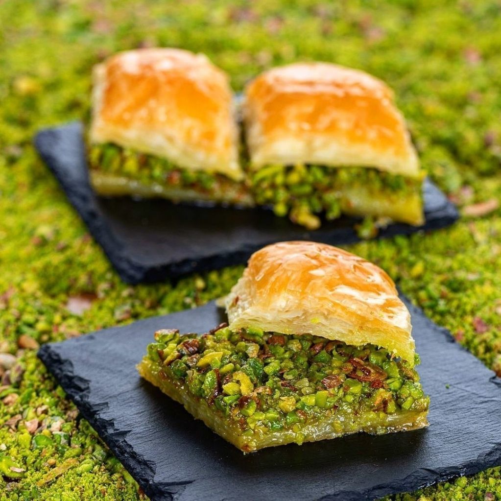 Sıtkı Usta Kadayıf Künefe Baklava Instagram Hesabı