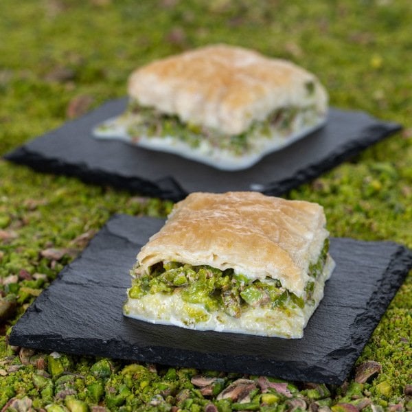 Sade Soğuk Baklava